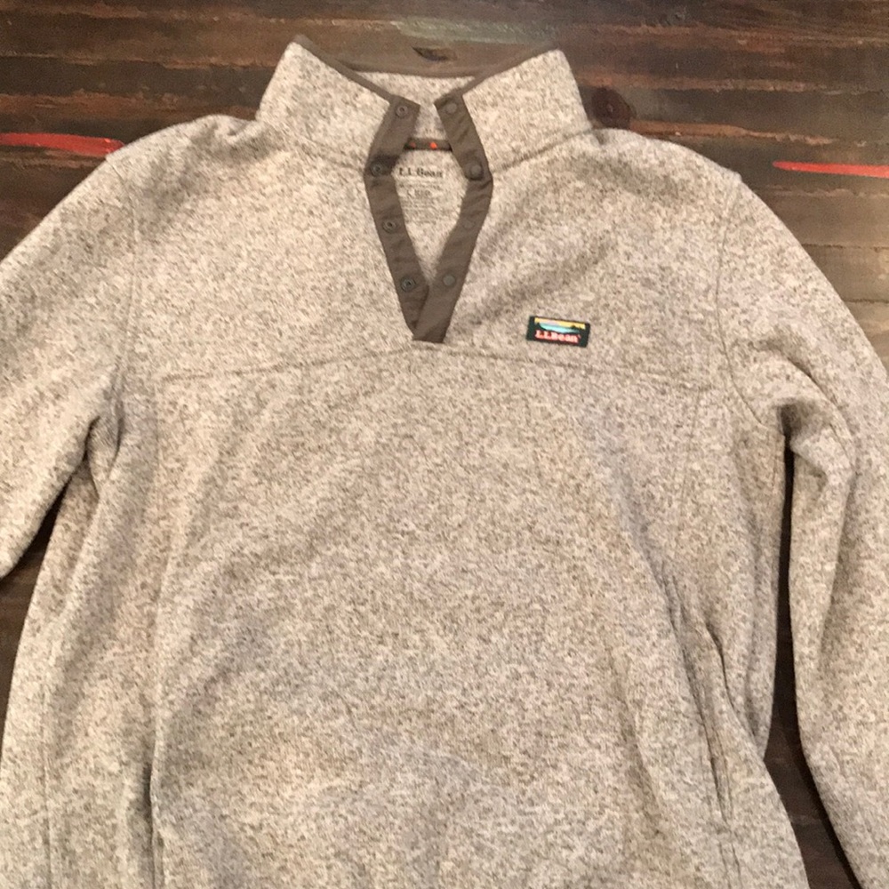 LL Bean Fleece pullover